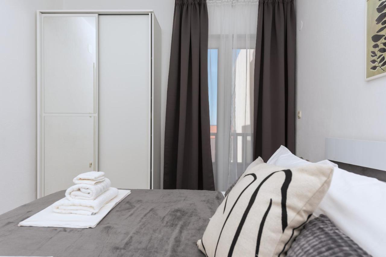 Apartment Sole Mio -Sea View Makarska Bagian luar foto